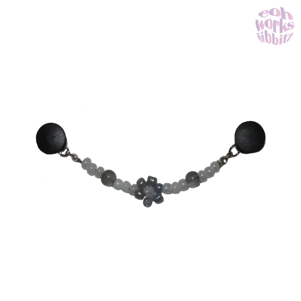 gray flower chain / 비즈체인 꽃체인