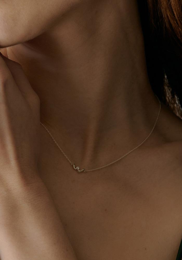 flow initial necklace (A~Z)