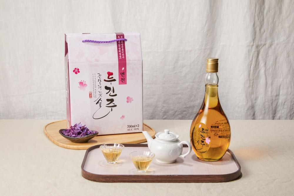 면천두견주 700ml세트(700ml2병), 진달래꽃으로 빚은 국가무형문화재86-2호 전통민속주 정상회담만찬주 [원산지:국산]