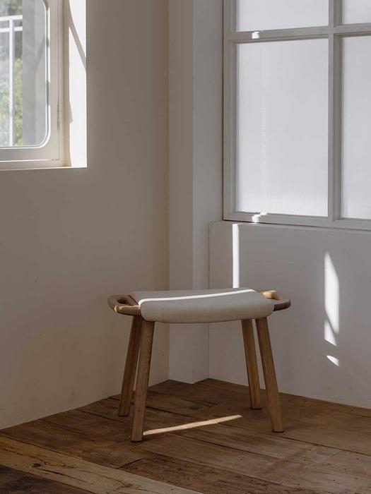 단 원목스툴 보조의자 패브릭 우드 풋스툴 화장대스툴