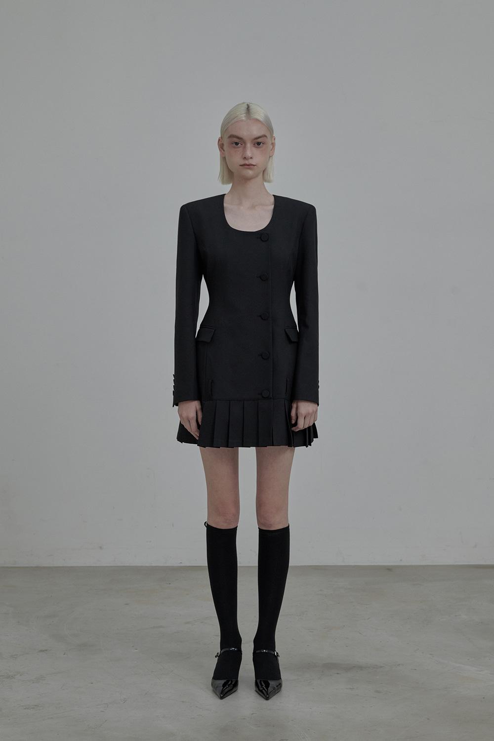 [3rd order]Jenn round neck pleated suit jacket dress - Black