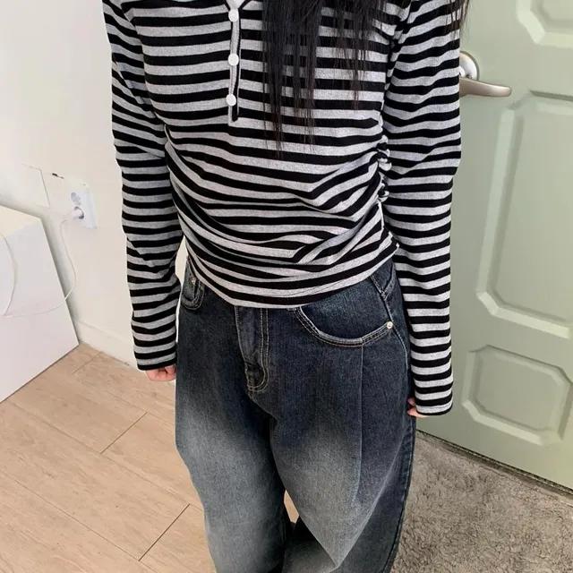 허리 셔링 슬림 스트라이프 버튼 후드티 (2color)