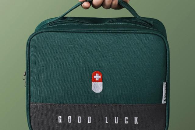 정리 수납이 편리한 대용량 패브릭 구급가방 구급함 3colors
