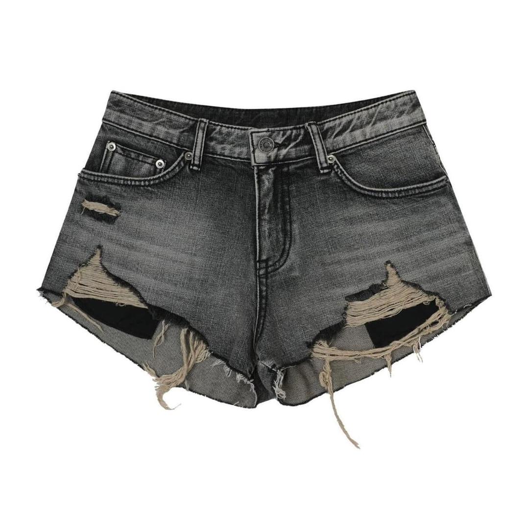 보헤미안서울 보헴서 DESTROYED GRAY DENIM SHORTS | 후루츠패밀리