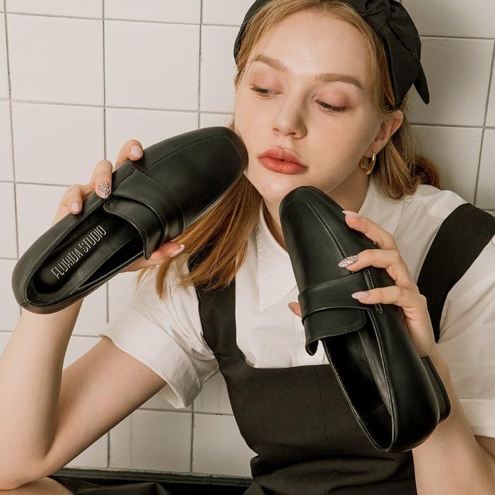 플로리다스튜디오 오키드 베이직 2CM 단화 미드나잇블랙