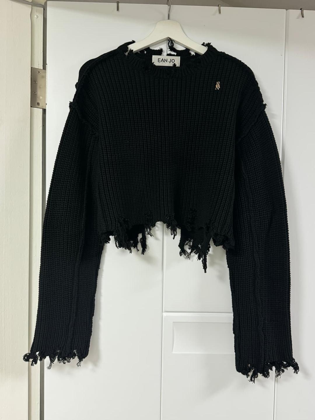 이안조 크롭 니트 | 후루츠패밀리