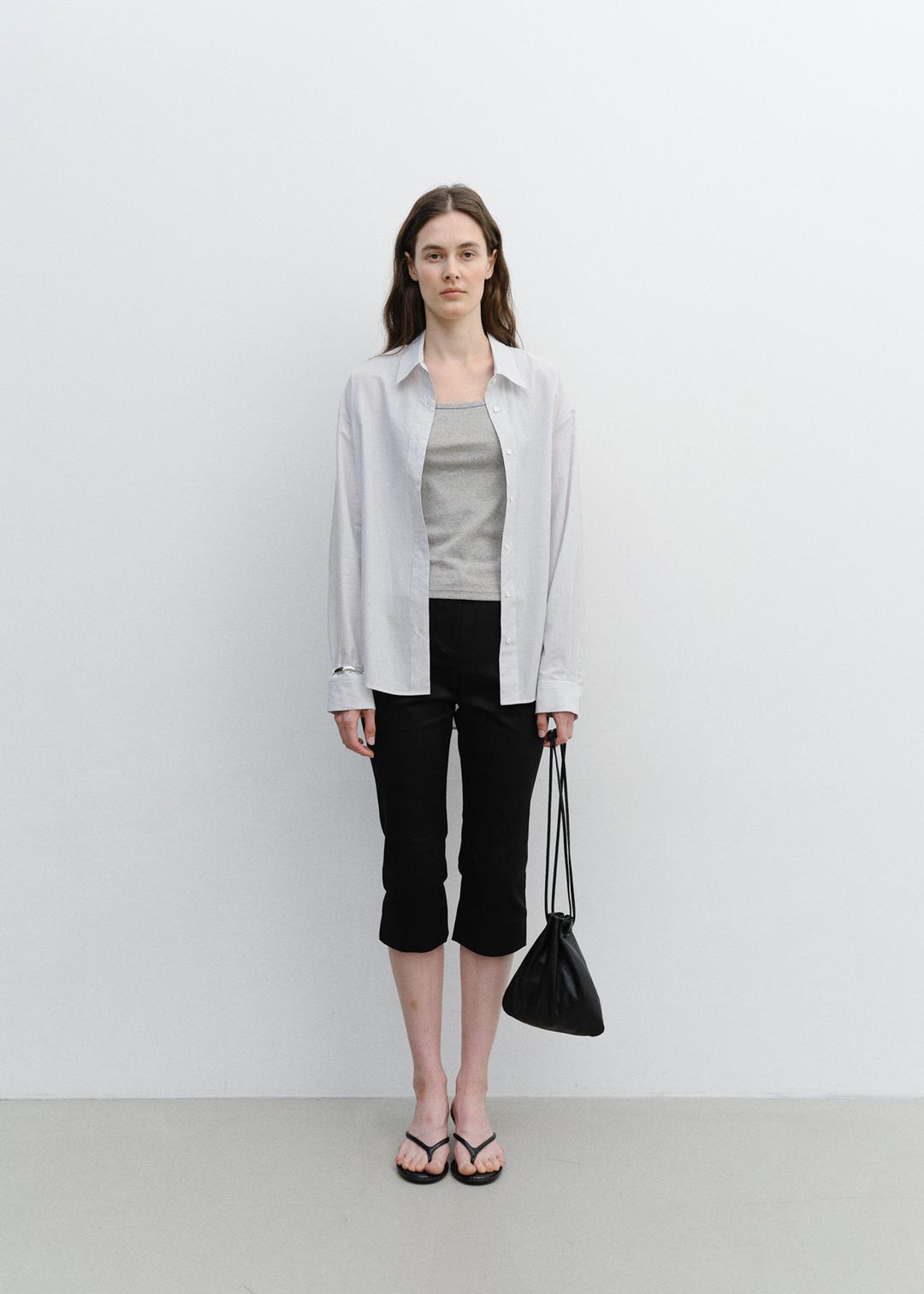 [3rd] Mary Capri Pants in Black