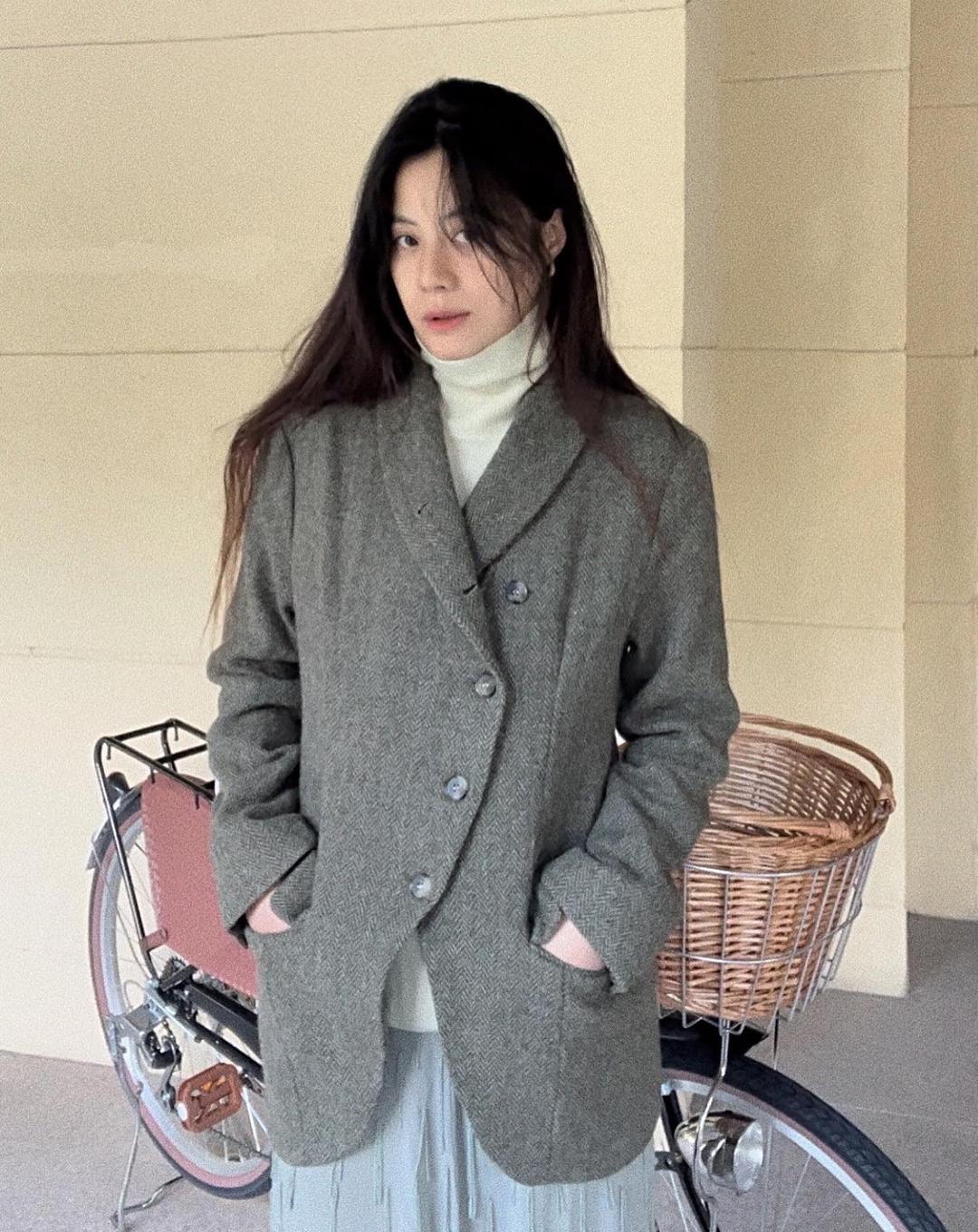 Curve herringbone wool jacket  [ SEASON OFF 40% ]