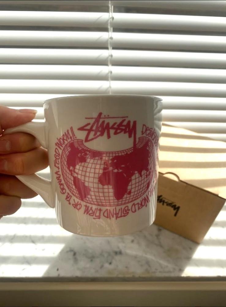 스투시 월드 세라믹 머그컵 9x8cm