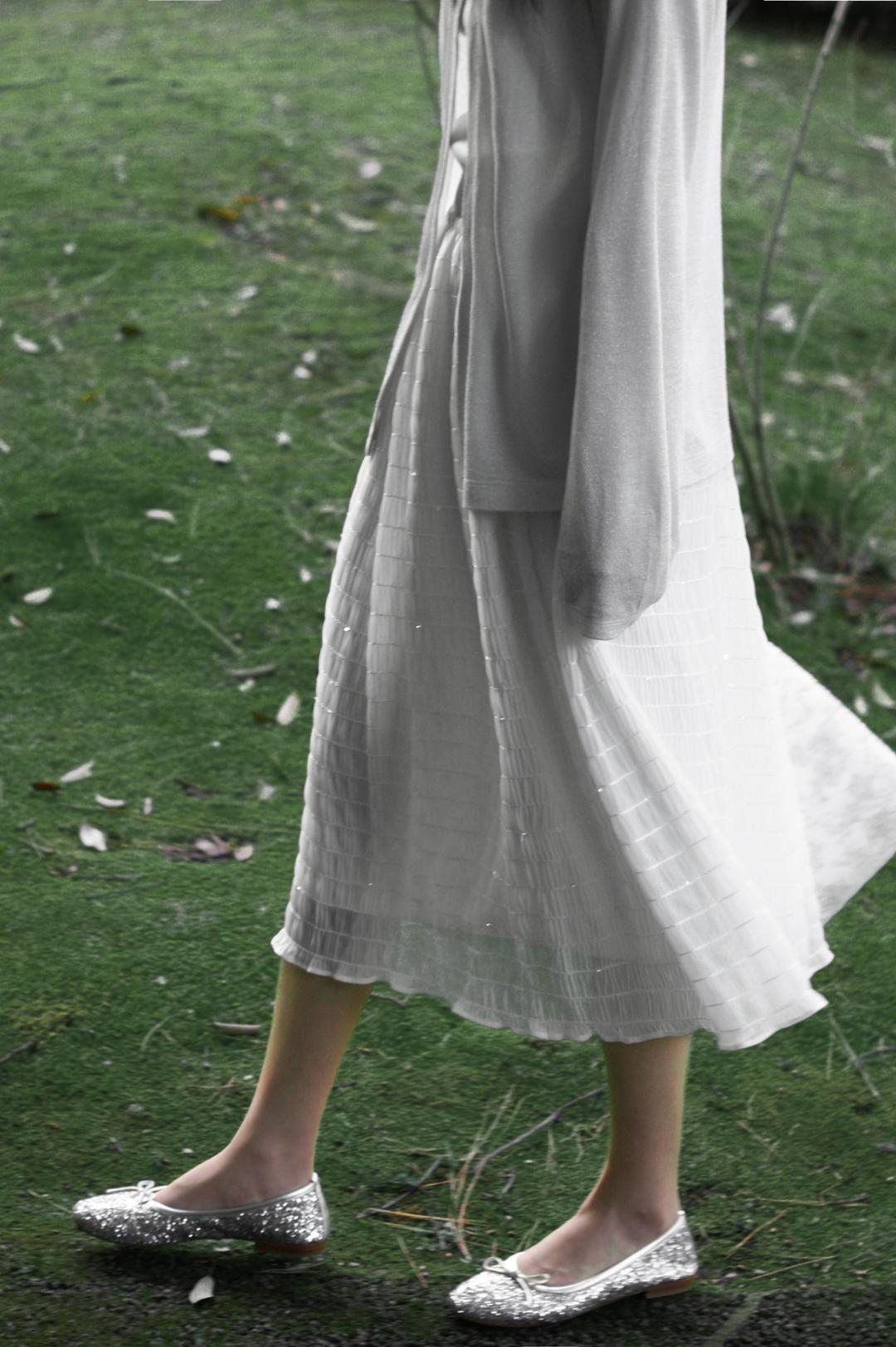 Angel Flared Skirt (White)