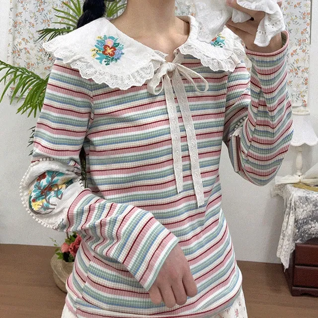 오색 스트라이프 카라티 꽃자수 프릴 빅카라 티셔츠