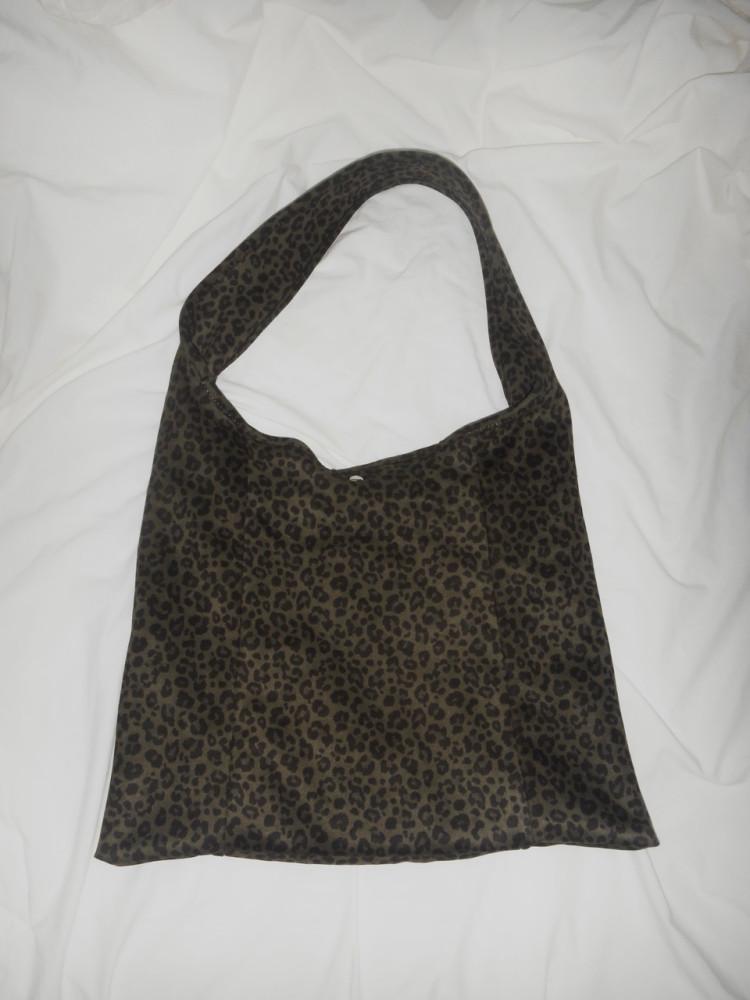 Leopard suede cross bag