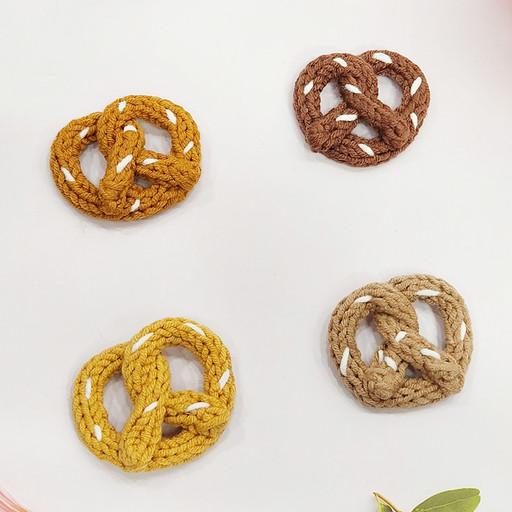 핸드메이드 뜨개 프레첼 미니 귀여운 키링 열쇠고리