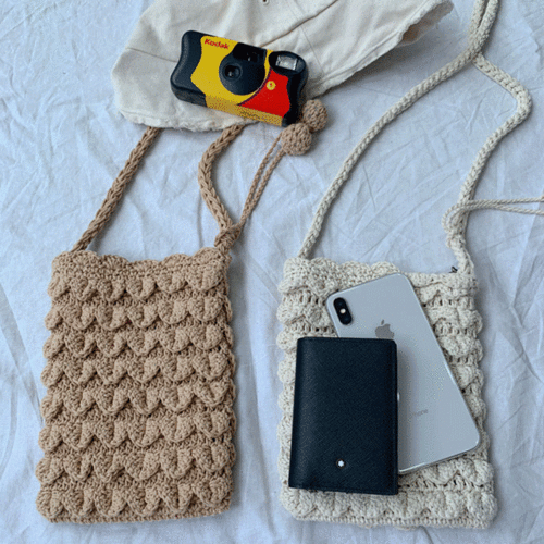 [당일발송!] 물결 니트 미니 라탄 크로스백 2color