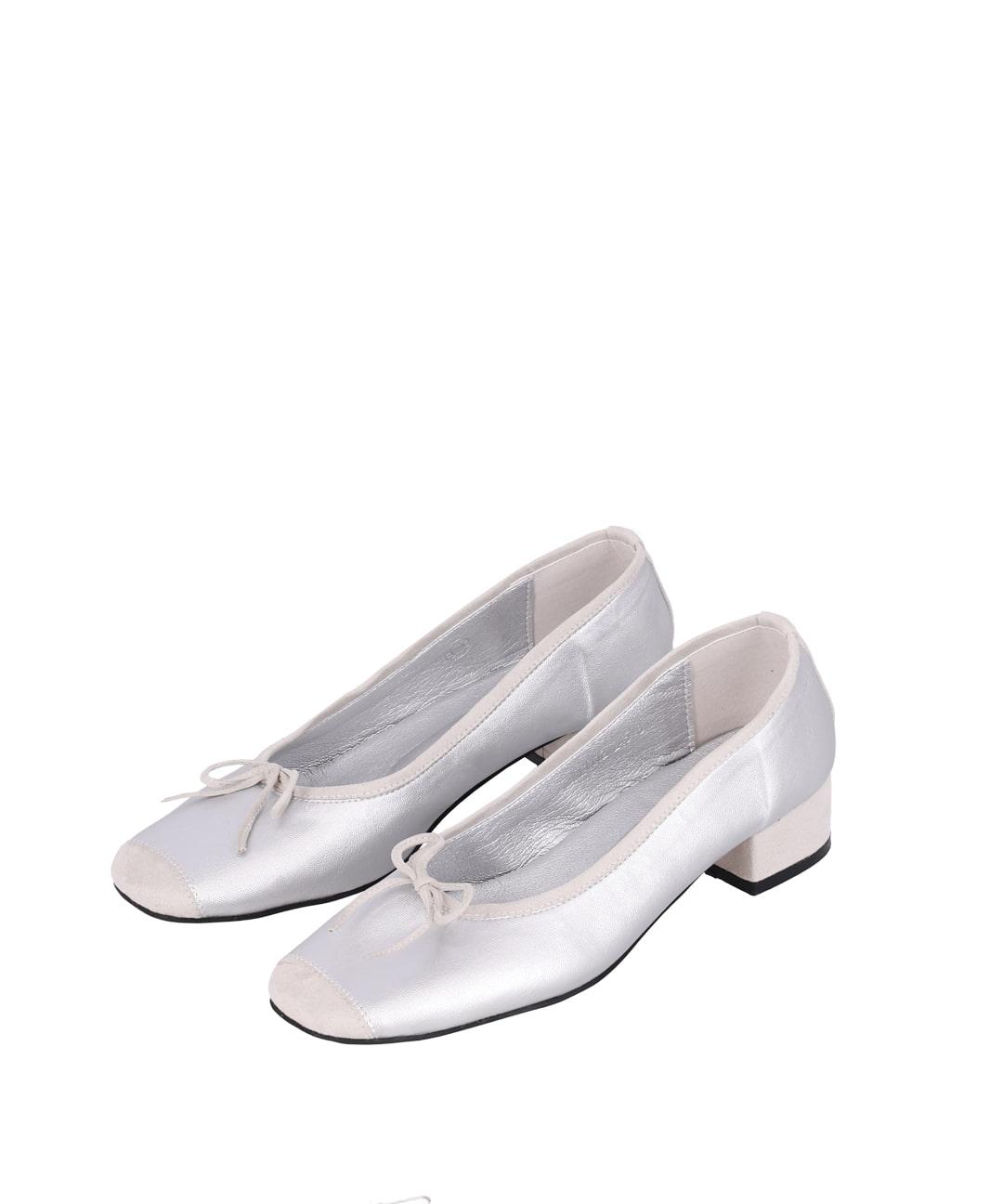 Niki ribbon loafer
