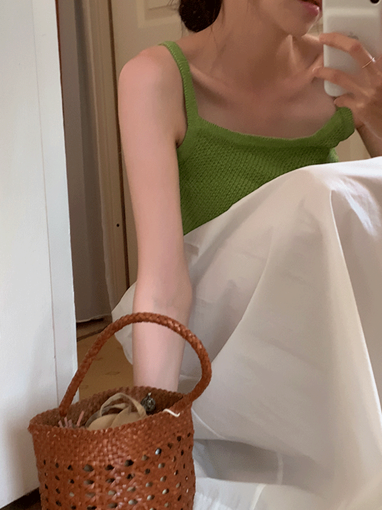 에디터 니팅 슬리브리스