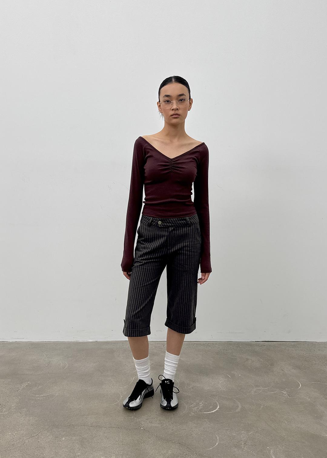 블랙업 [/MADE] 샤브니 브이넥 셔링 긴팔티