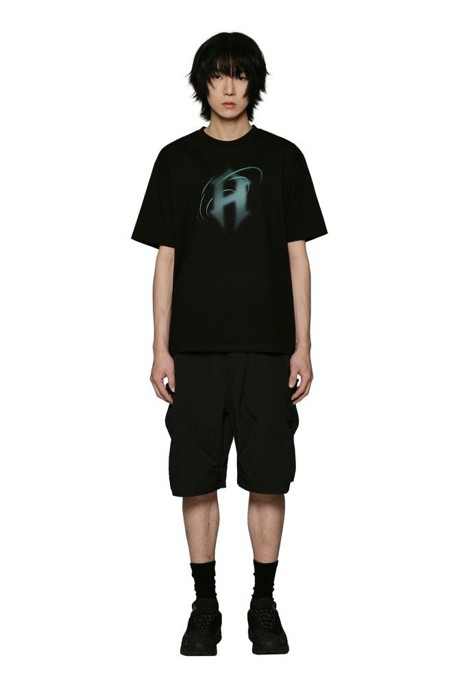 TRAIL GRAPHIC SHORT-SLEEVED T-SHIRT - BLACK