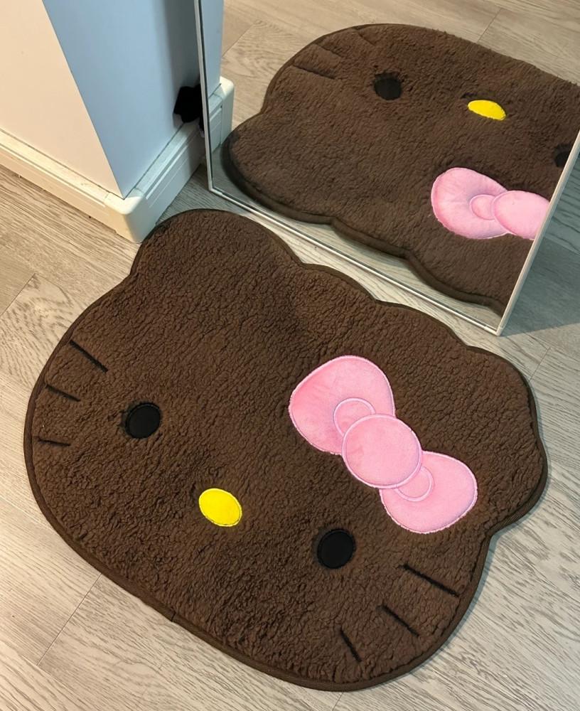 태닝한 헬로 키티 러그 카페트 발매트