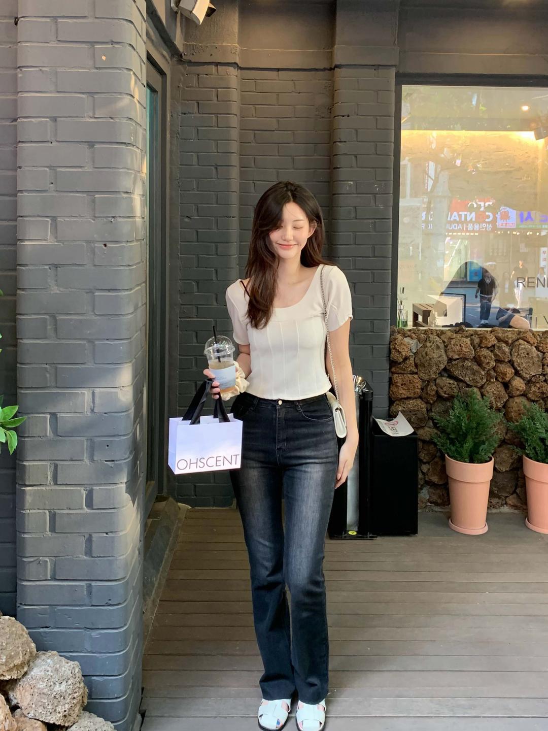 Black washing bootscut