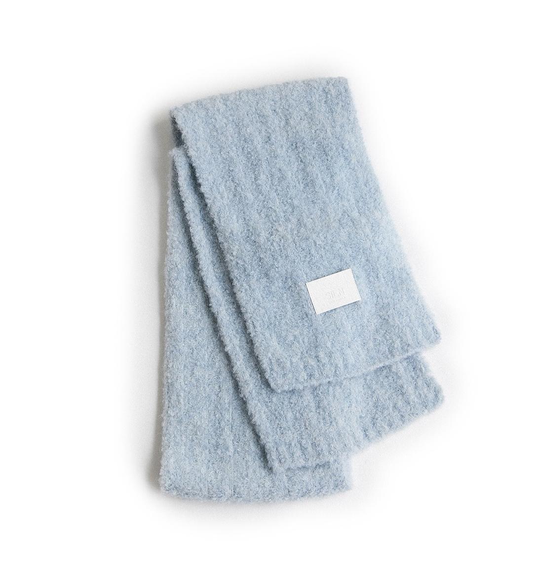 Long cloud boucle knit muffler (BABY BLUE)