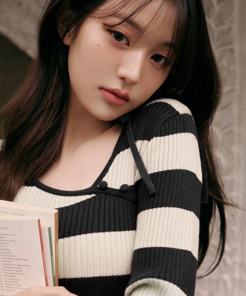 CUT OUT RIBBON BOARDER KNIT BLACK