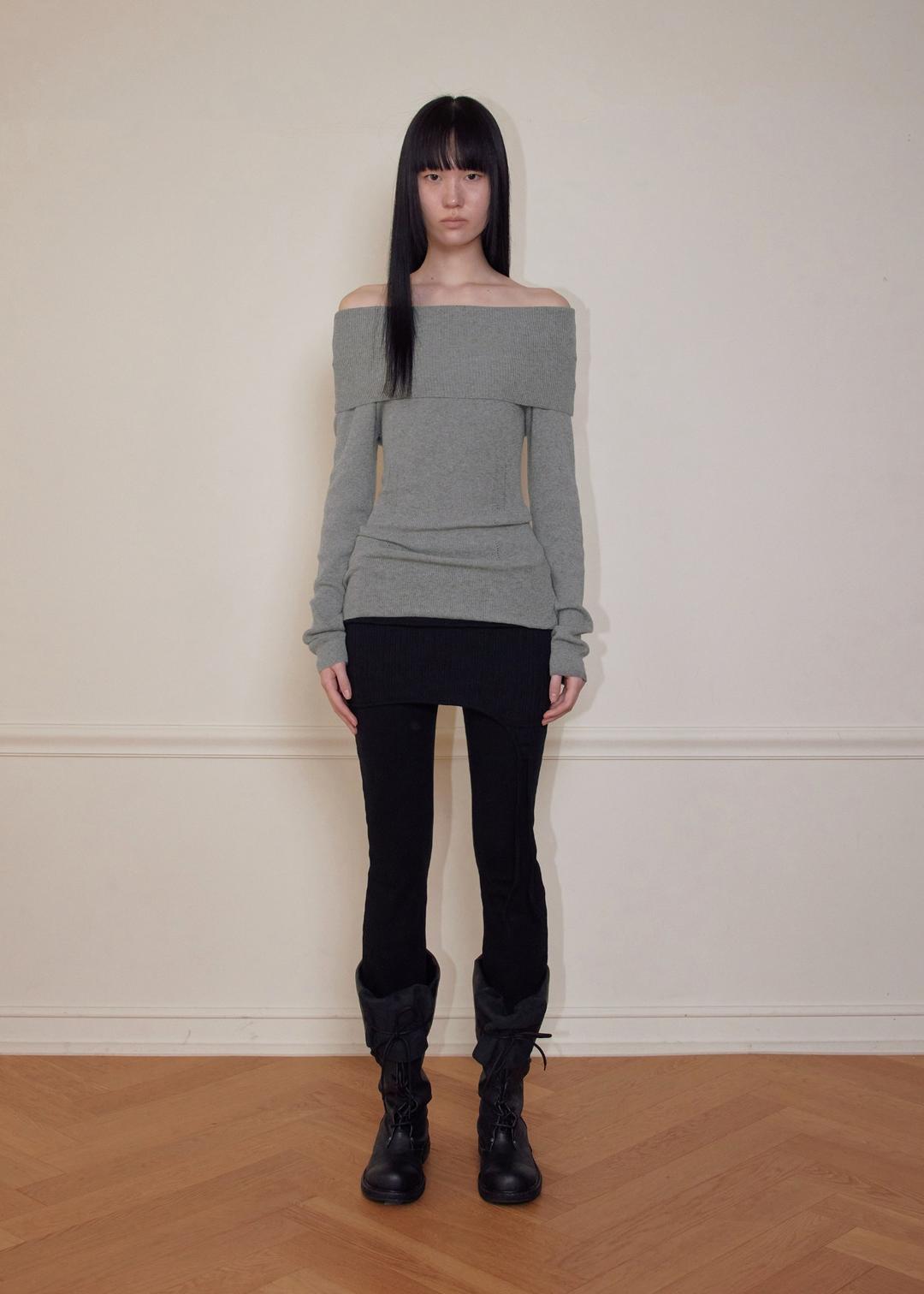 SILHOUETTE OPEN-SHOULDER KNIT, CHARCOAL