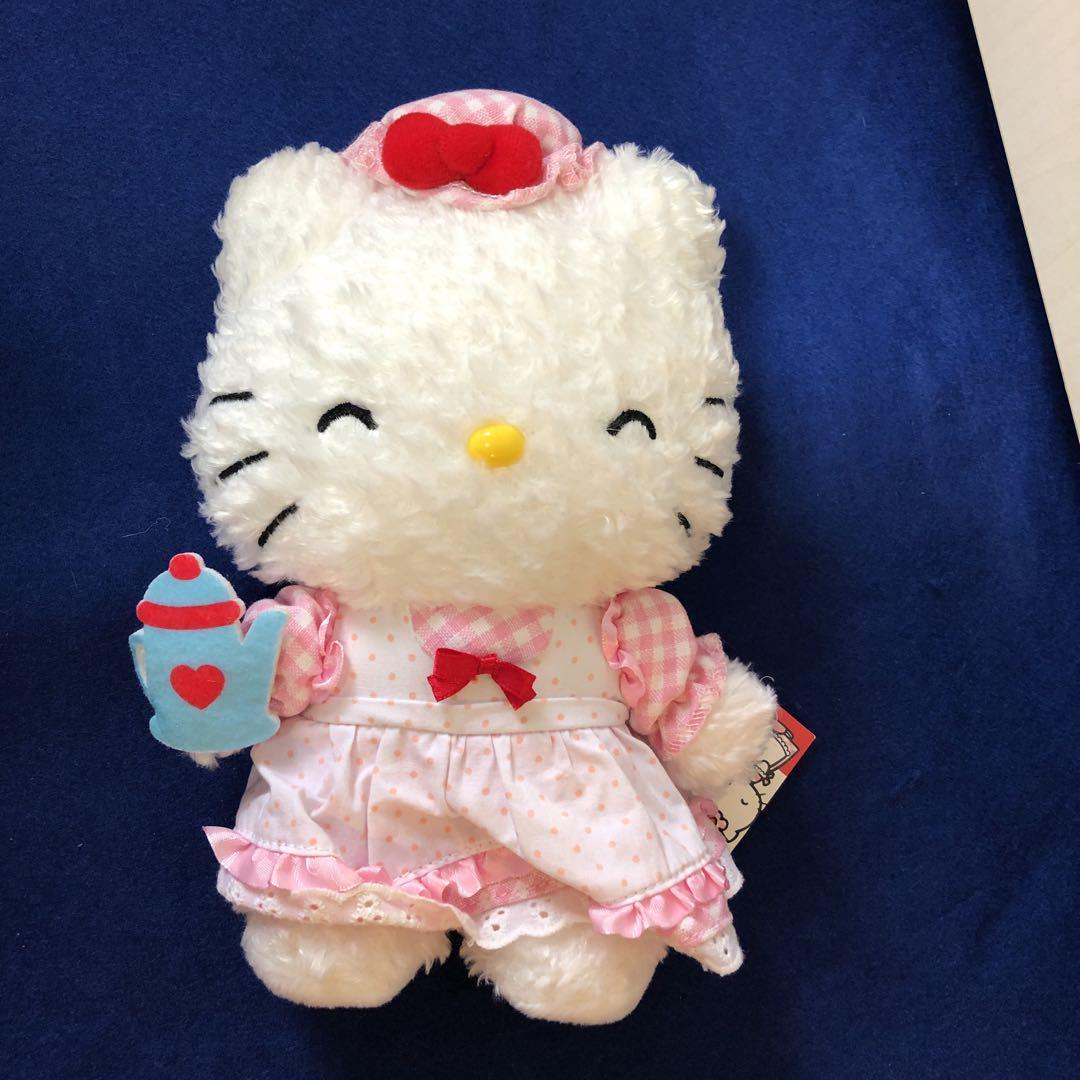 キティ　ママ　メアリーホワイト　キティちゃんのママ　サンリオ　ぬいぐるみ