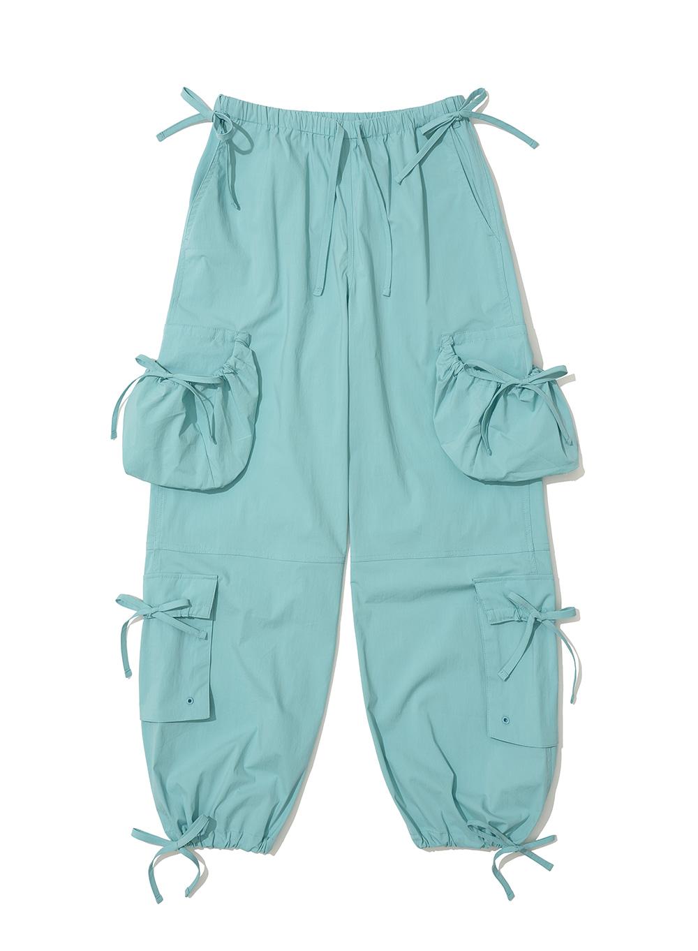 [WOMEN] RIBBON STRAP POCKET CARGO PANTS_SKY