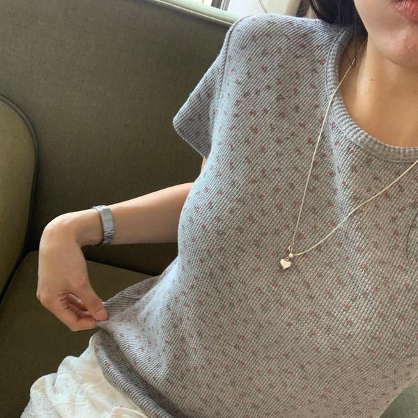 • Tipo flower waffle tee