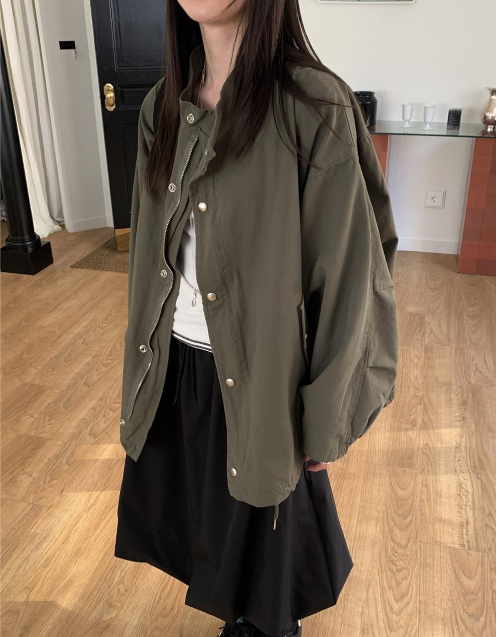오브나인 유즈 하이넥 야상 jumper