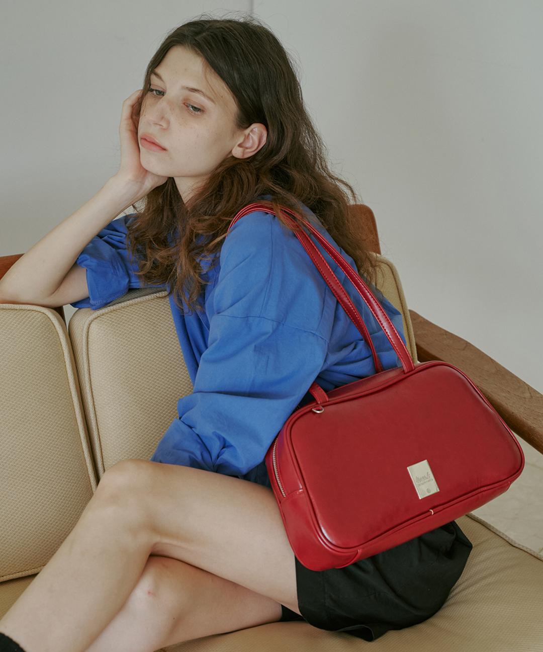 레이 숄더백 레드 Rei shoulder bag Red [예약배송 10/15 순차출고]