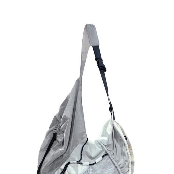 D.ok 02”Nest Cross Bag