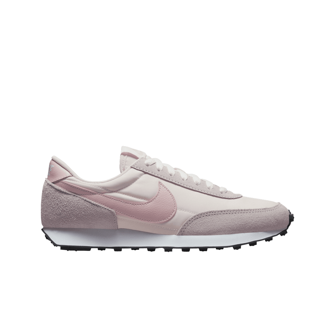 (W) Nike Daybreak Light Soft Pink