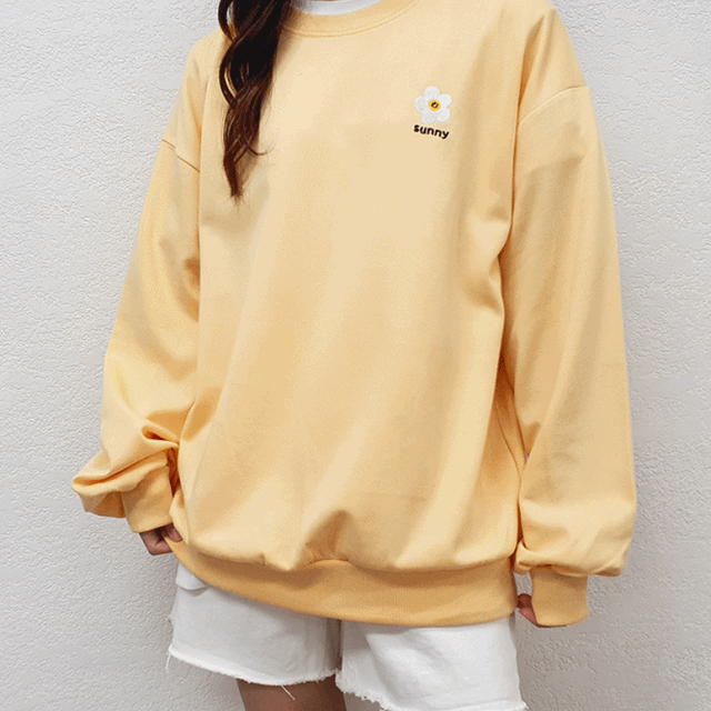 [기모버전추가] 플라워 자수 패치 맨투맨 티셔츠 (4color)