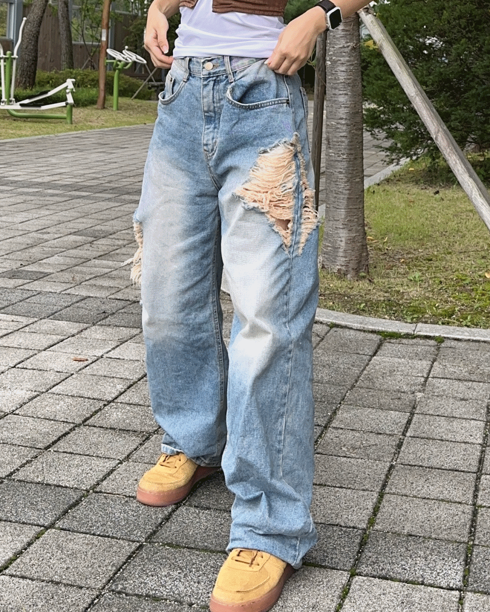 [unisex] 코코 구제 빈티지 찢청 와이드 데님 (1 color)