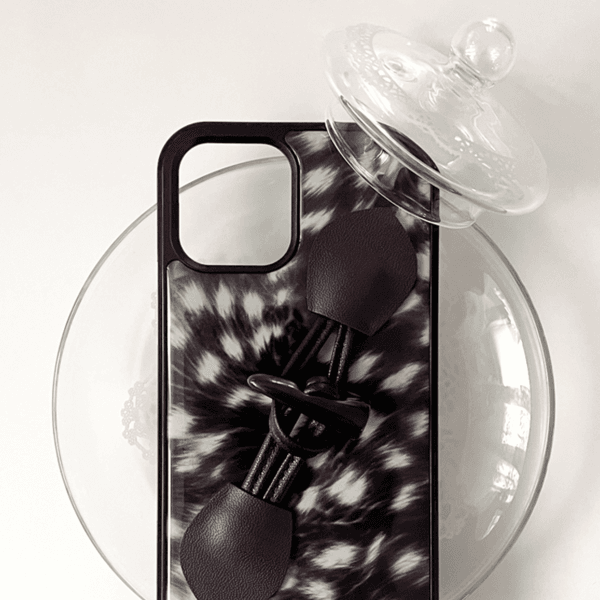 Leopard Toggle Case (Mint)