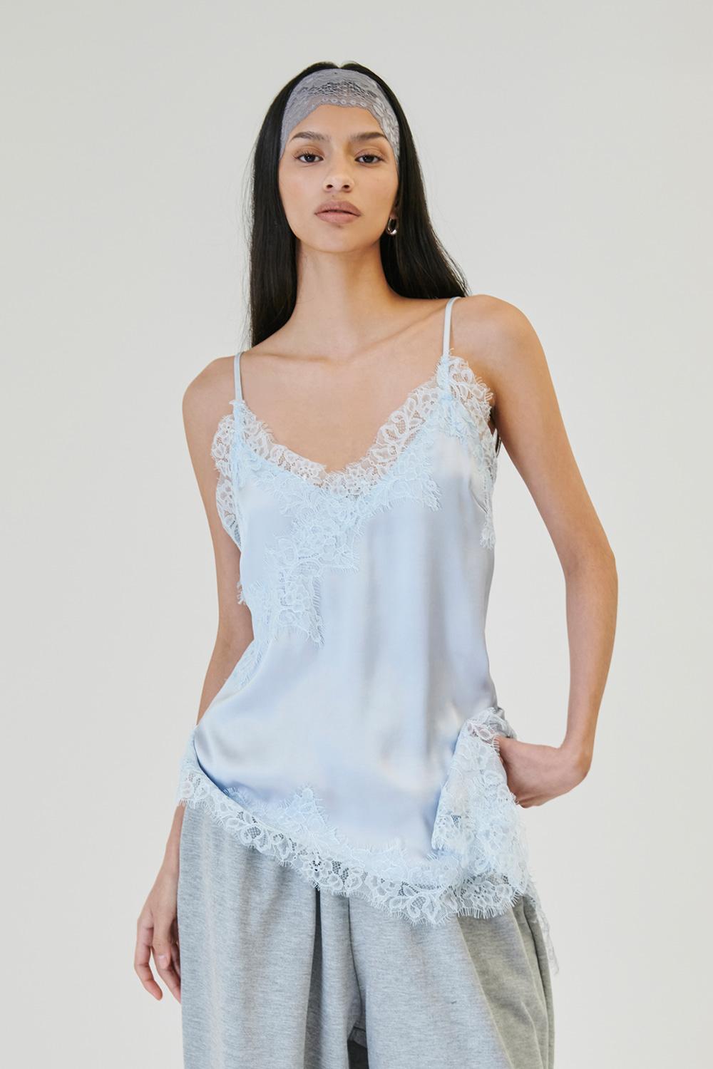 Cilly Satin Top [SORA]
