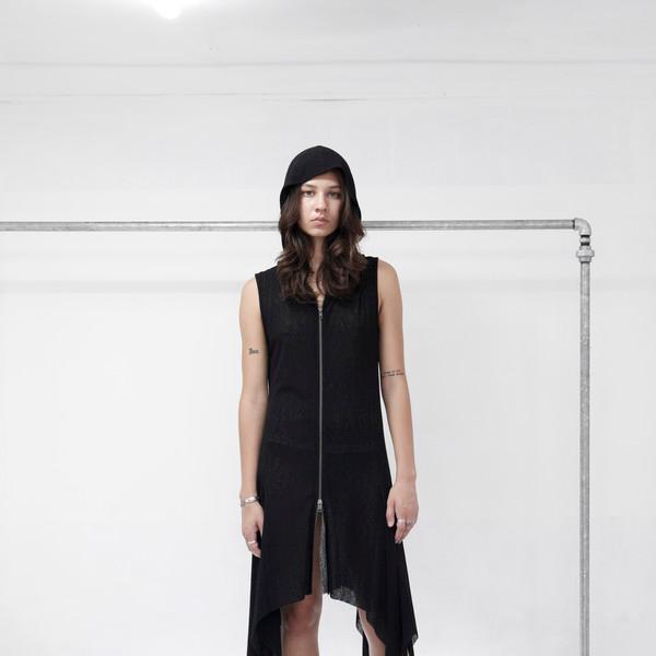 HOODED RUFFLE VEST DRESS, BLACK