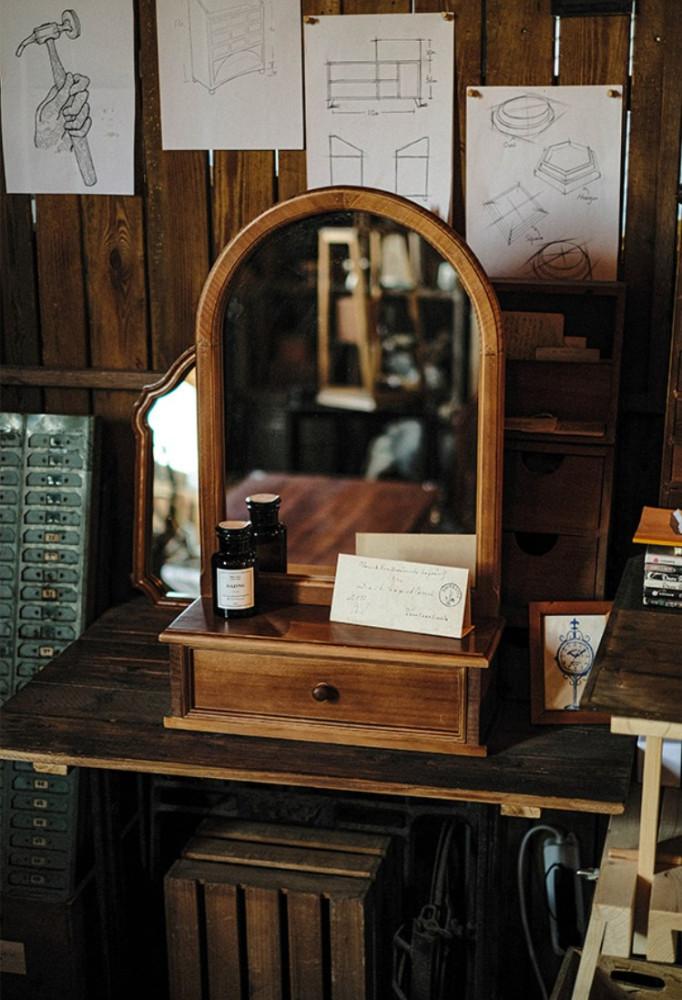 몬모리 앤틱 빈티지 원목 수납 거울장 화장대 액세서리 보관함