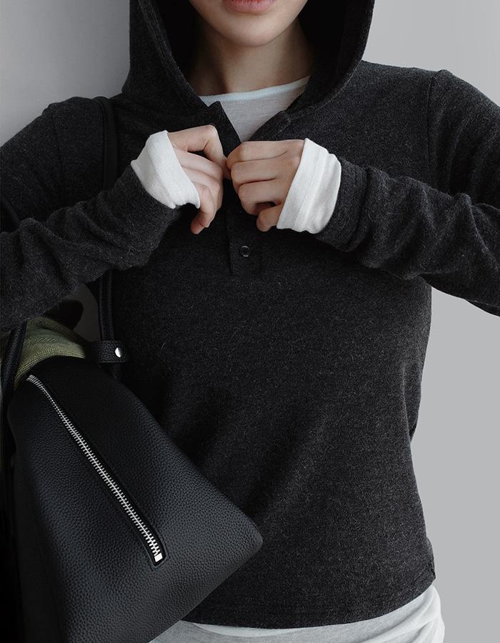 라룸 [라룸] [by LAROOM] 보드앙고라후드티셔츠