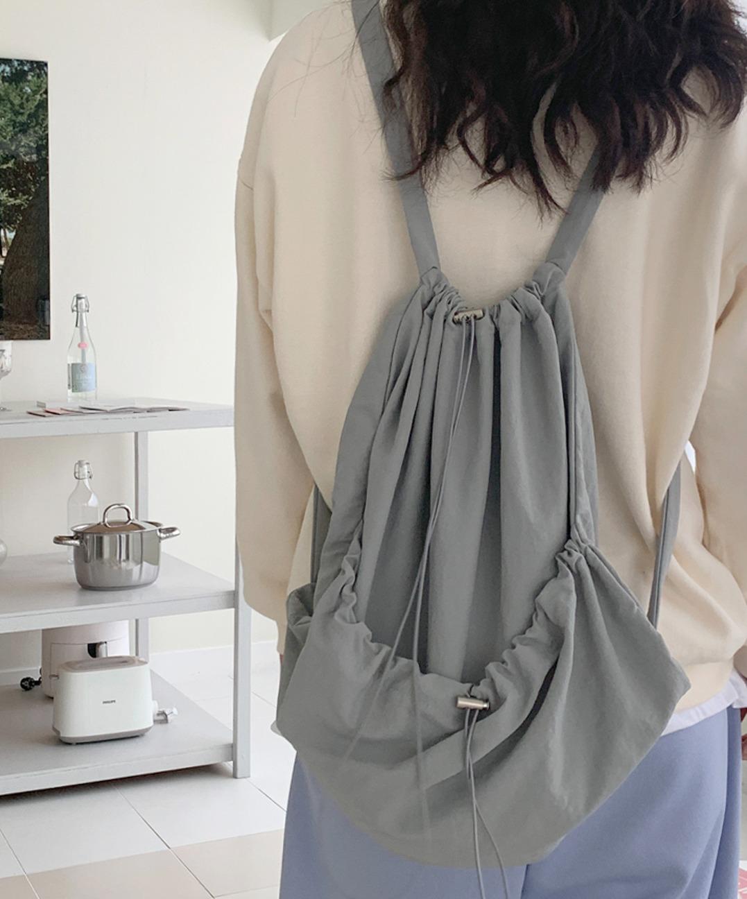 메모리 스트링백팩