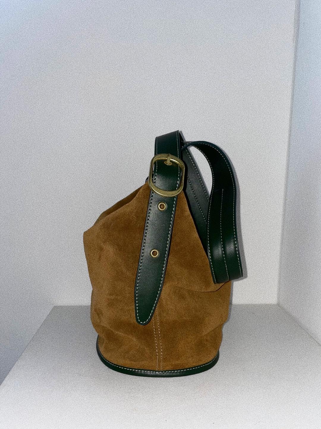 Mila bucket bag_tobacco brown