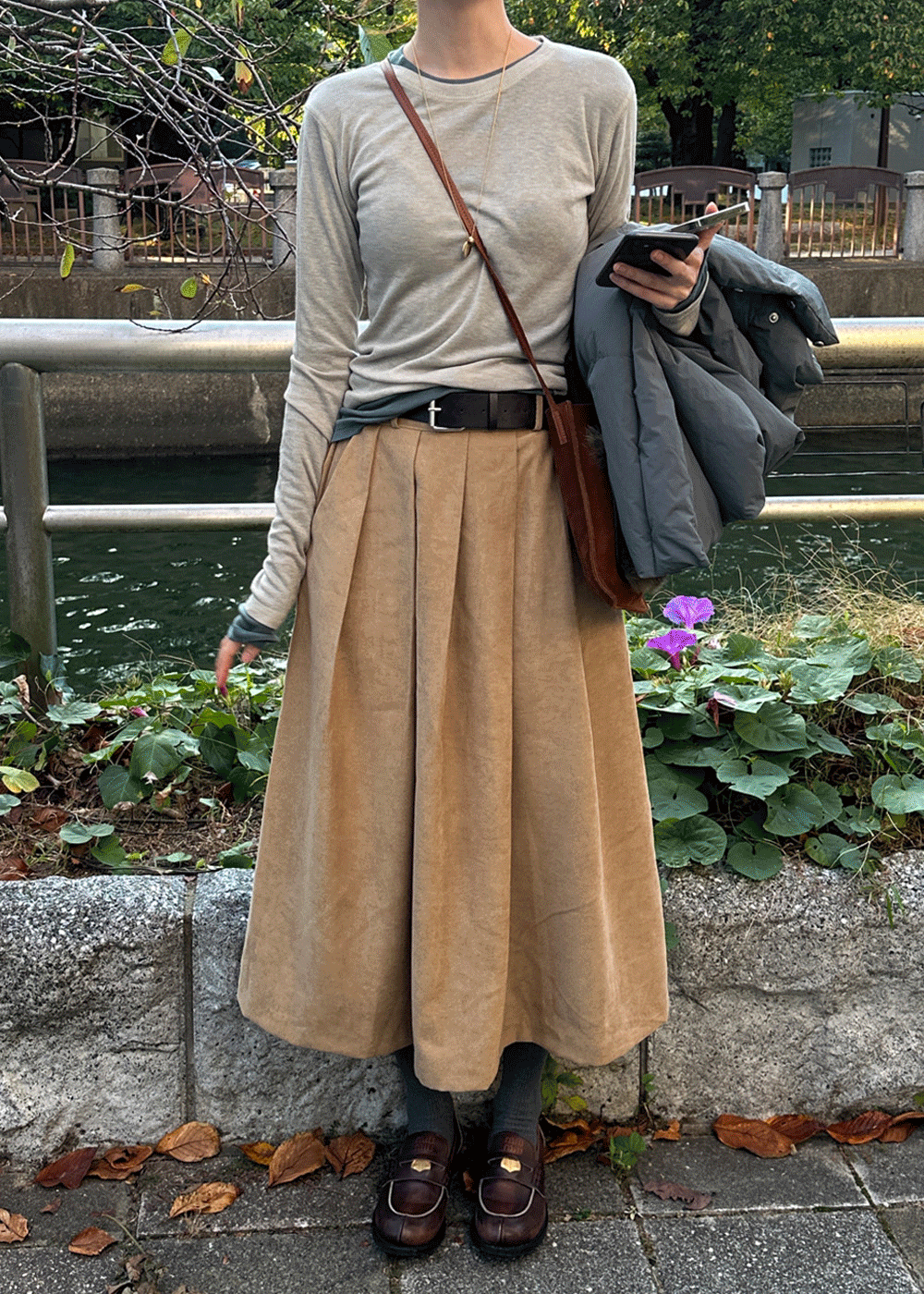 Photo flare long skirt