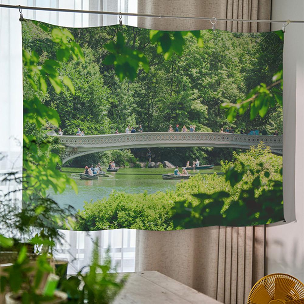 My holiday is 새틴 패브릭포스터 두께감이 있는 고급 쉬폰 가리개커튼 태피스트리
