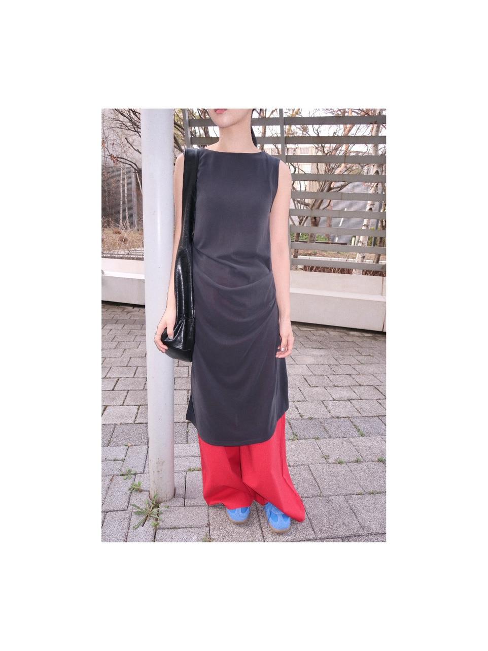 CO SHIRRING MIDI DRESS