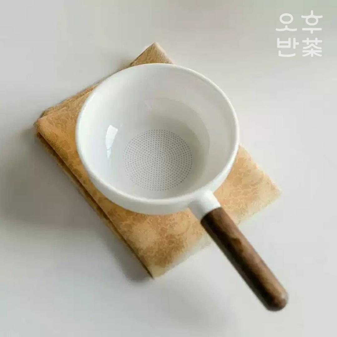 심플 화이트 양지옥 우드핸들 도자기 티스트레이너 차거름망 티필터 여과 차망 티인퓨저