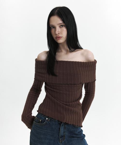 C ASYMMETRIC OFF-SHOULDER KNIT TOP_BROWN