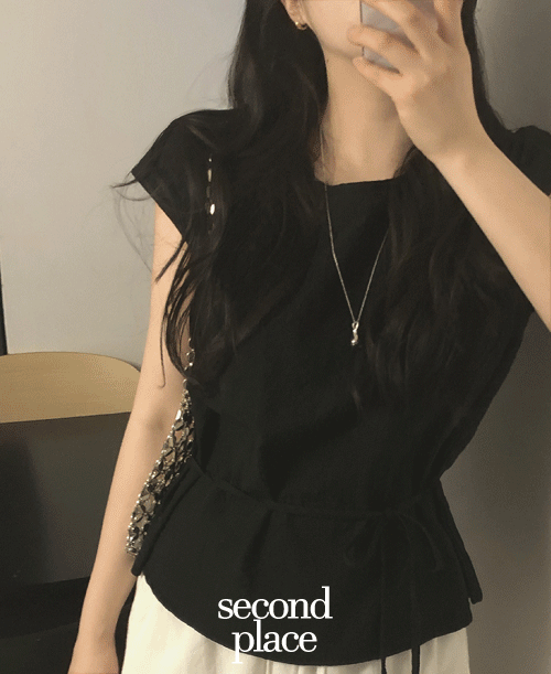 세컨드플레이스 [허리잘록핏ෆ/-3kg🤍] 히메르 여름 레이스 라운드 캡소매 허리끈 반팔 블라우스 (3color)