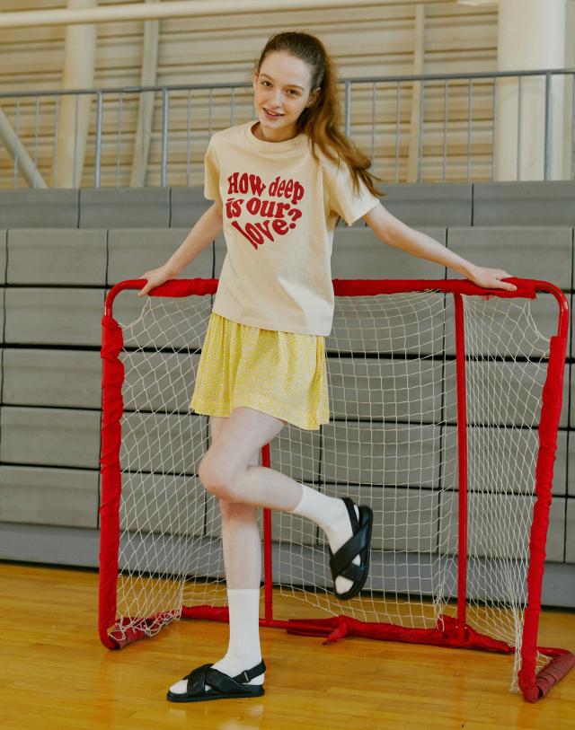 [허다솜 착용][제노] 블랙 스트랩 샌들 (굽높이 : 2.5 cm/볼넓이 : 8cm)